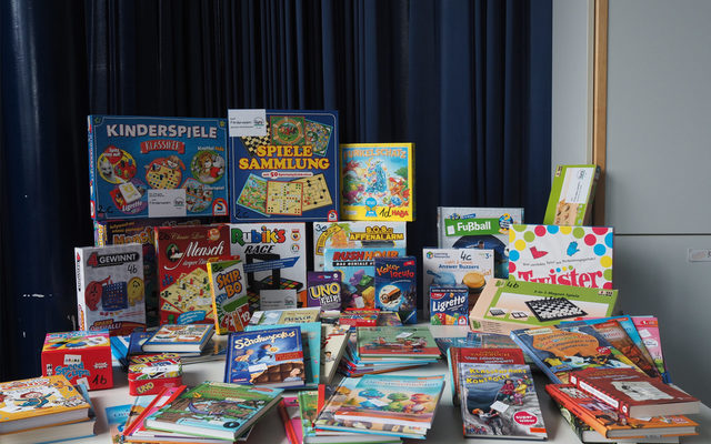 Spiele und Bücher für die Klassen