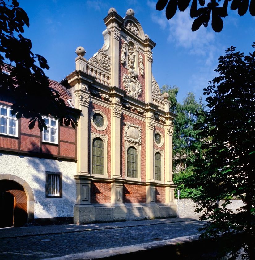 Fassade der Michaelskirche